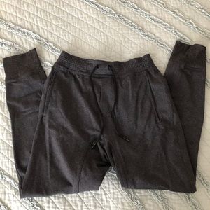 EUC Condition Men Lululemon Joggers